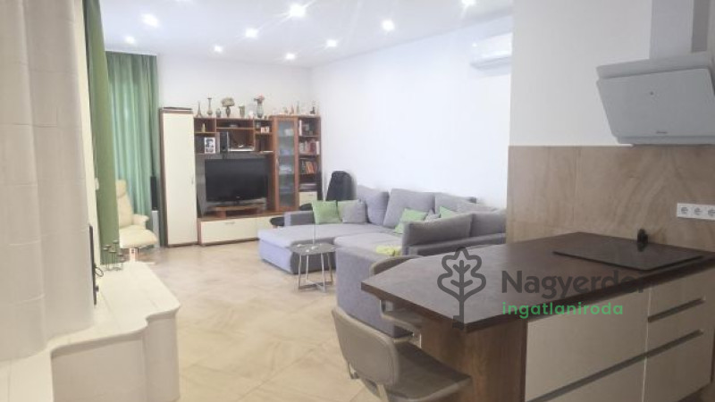 Debrecen, Lencztelep, Ház, családi ház  