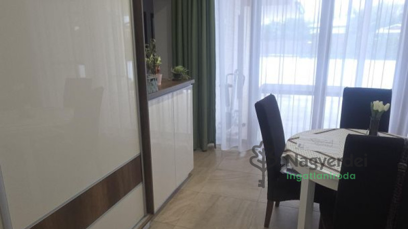 Debrecen, Lencztelep, Ház, családi ház  