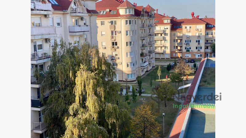 Debrecen, Füredi lakópark, Lakás, tégla lakás  