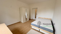 Debrecen, Nagyerdő, Lakás, tégla lakás  