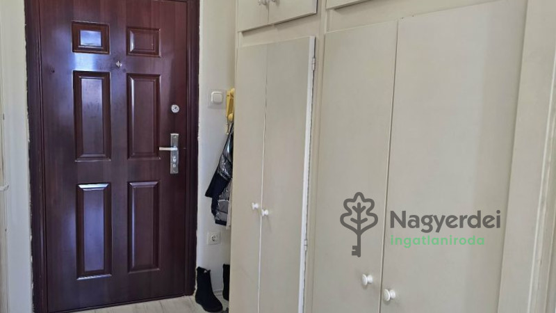 Debrecen, Sestakert, Lakás, panel lakás  