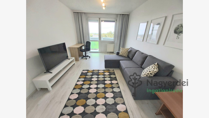 Debrecen, Sestakert, Lakás, panel lakás  