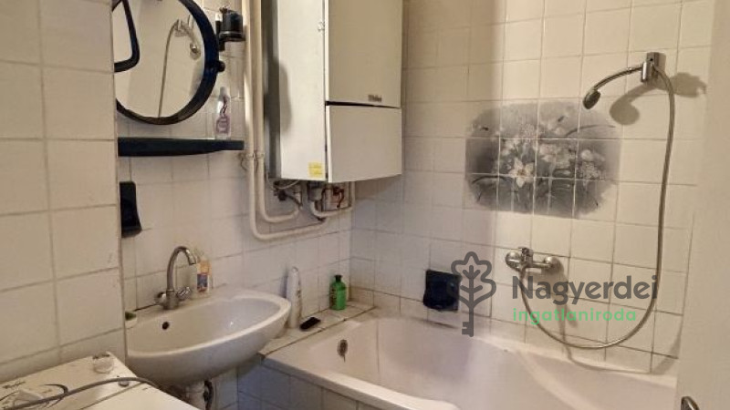 Debrecen, Sestakert, Lakás, tégla lakás  