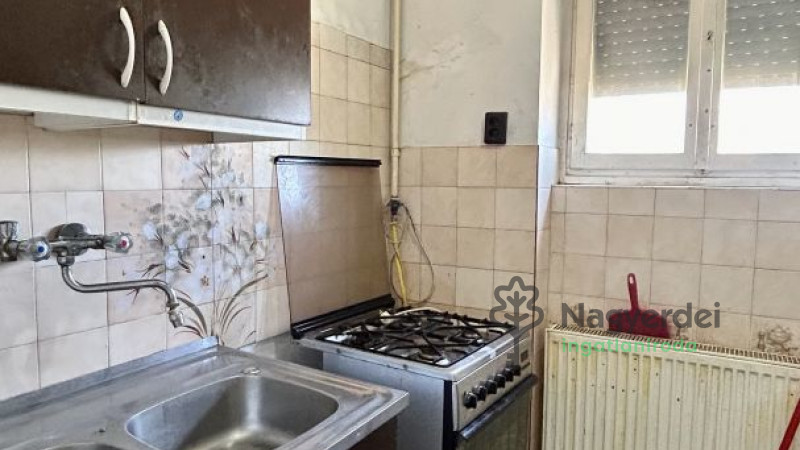 Debrecen, Sestakert, Lakás, tégla lakás  