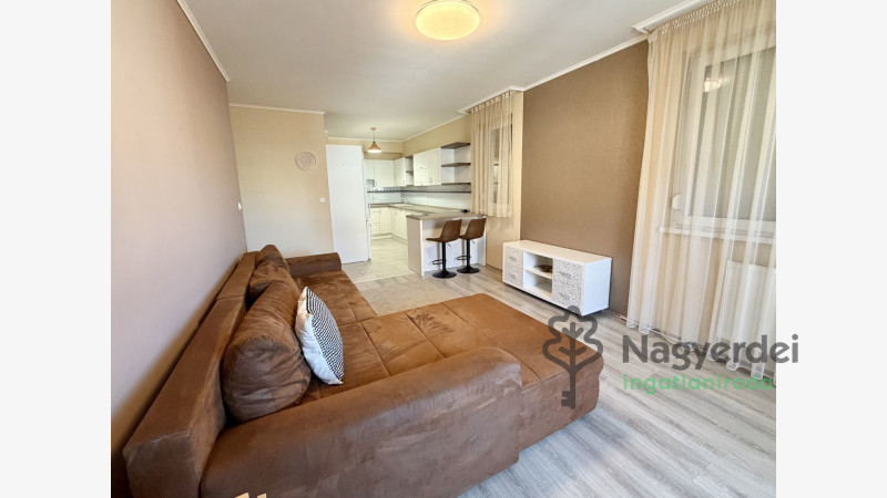 Debrecen, Füredi lakópark, Lakás, tégla lakás  