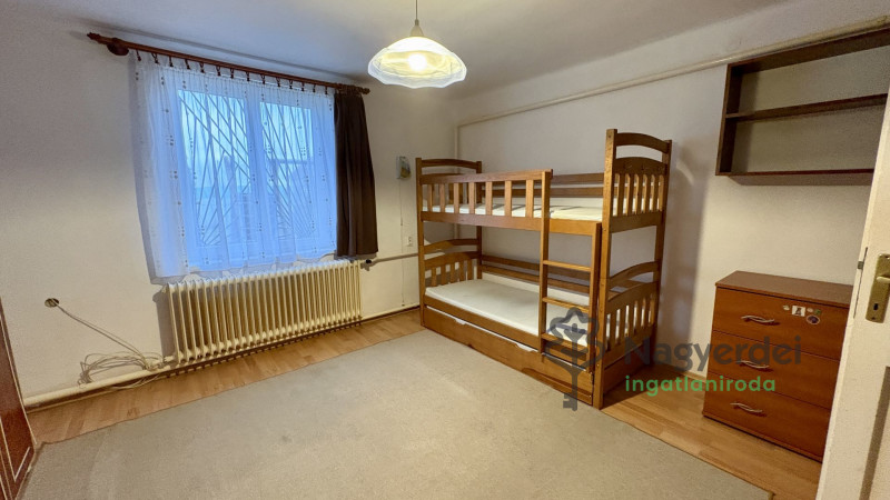 Debrecen, Lencztelep, Ház, családi ház  