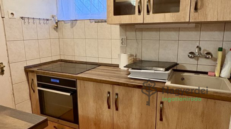 Debrecen, Lencztelep, Ház, családi ház  