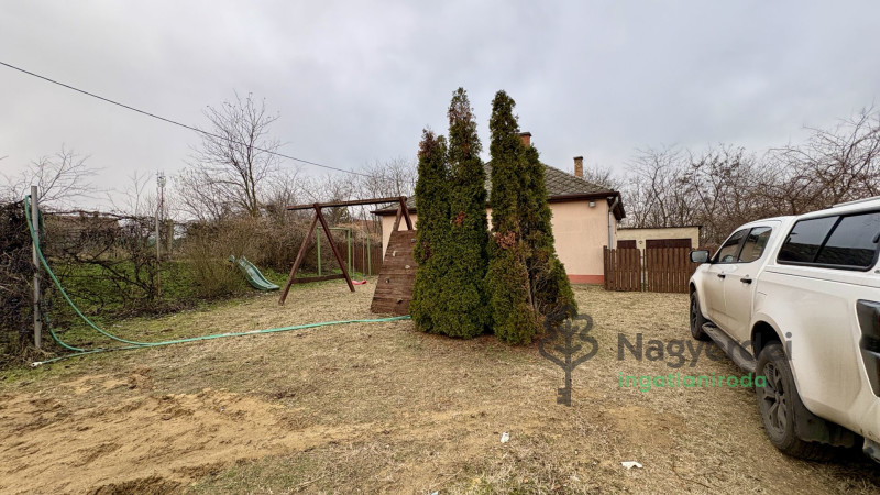 Debrecen, Lencztelep, Ház, családi ház  