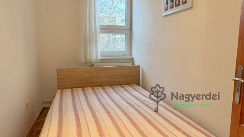 Debrecen, Sestakert, Lakás, tégla lakás  