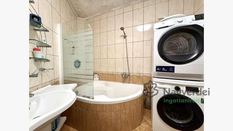 Debrecen, Újkert, Lakás, tégla lakás  