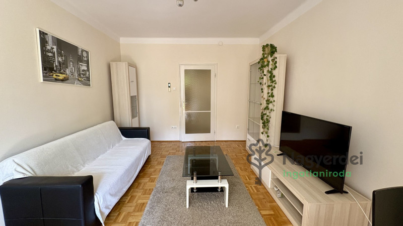 Debrecen, Sestakert, Lakás, tégla lakás  