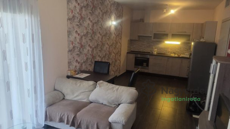 Debrecen, Belváros, Lakás, tégla lakás  