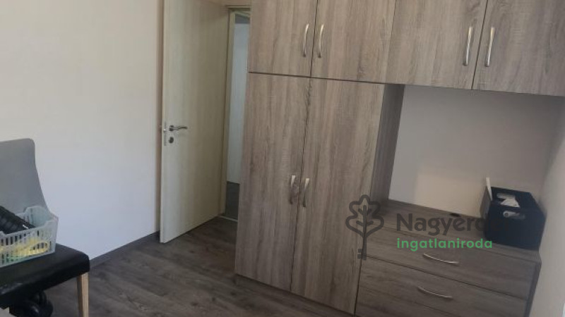 Debrecen, Belváros, Lakás, tégla lakás  