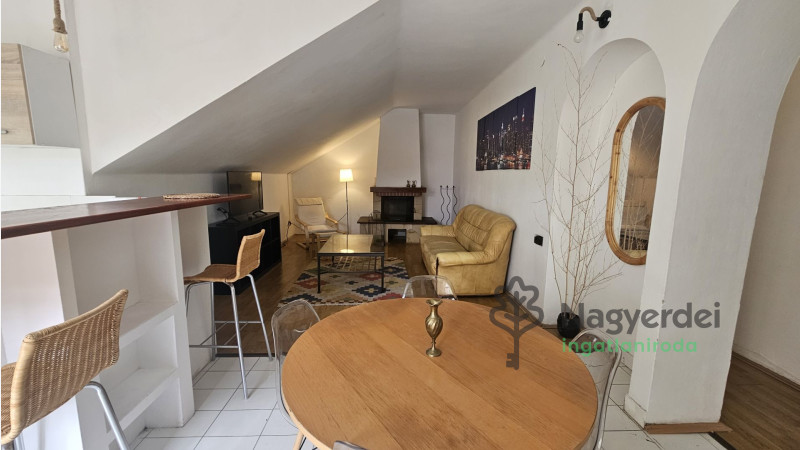 Debrecen, Egyetemváros, Lakás, tégla lakás  