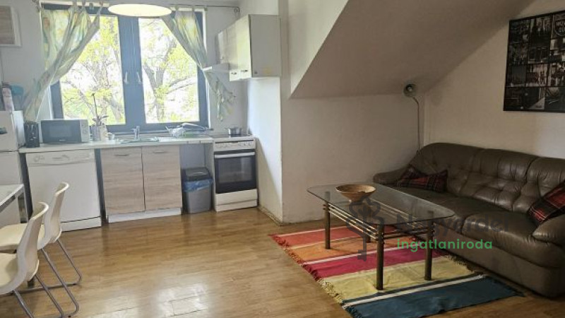 Debrecen, Egyetemváros, Lakás, tégla lakás  