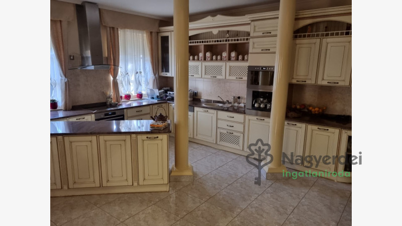 Debrecen, Gerébytelep, Ház, családi ház  