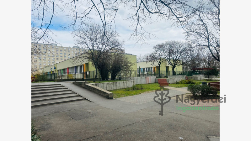 Debrecen, Dobozikert, Lakás, panel lakás  