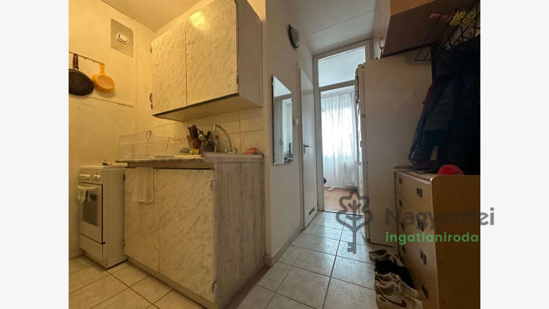 Debrecen, Dobozikert, Lakás, panel lakás  