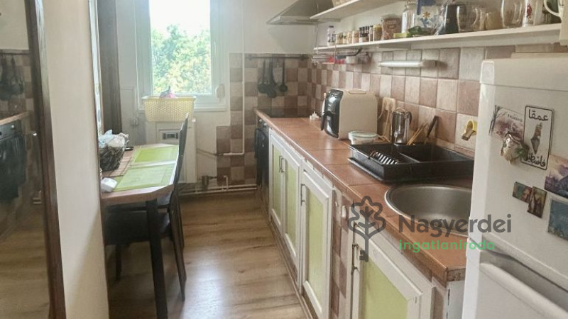 Debrecen, Sestakert, Lakás, tégla lakás  