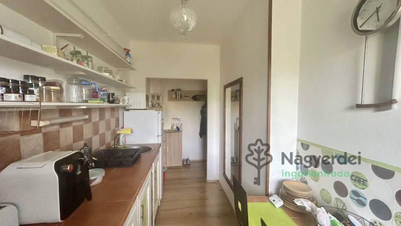 Debrecen, Sestakert, Lakás, tégla lakás  