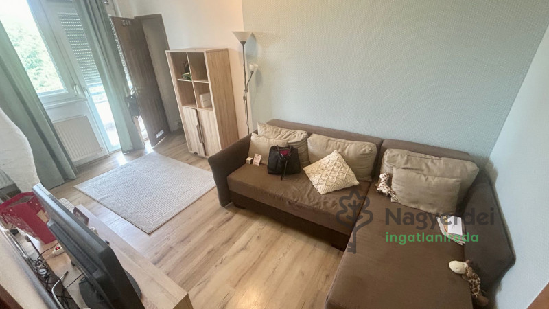 Debrecen, Sestakert, Lakás, tégla lakás  