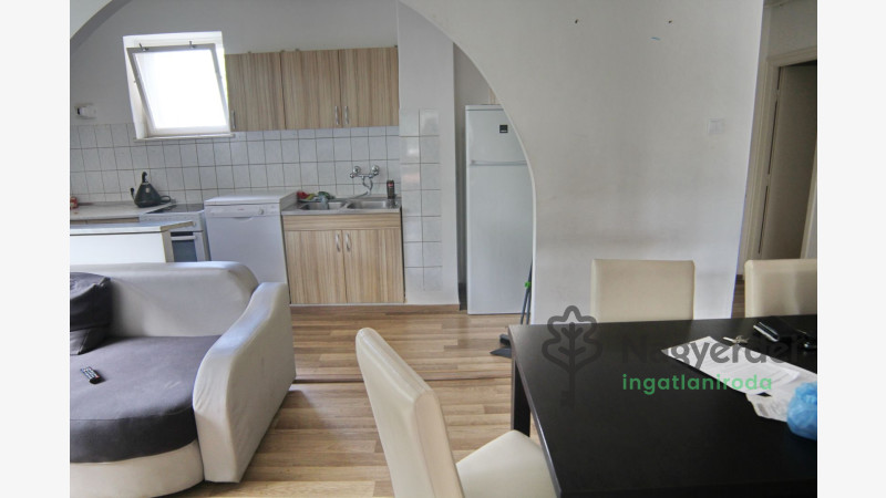 Debrecen, Sestakert, Lakás, tégla lakás  