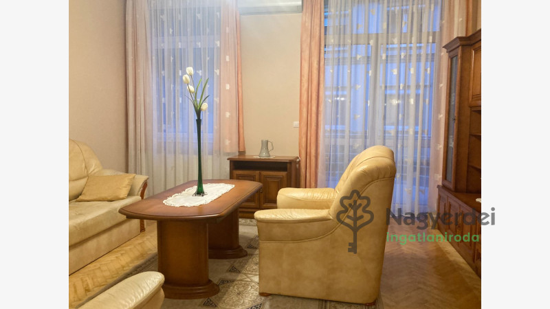 Debrecen, Belváros, Lakás, tégla lakás  