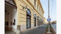 Debrecen, Belváros, Üzlethelyiség, nem üzletközpontban  