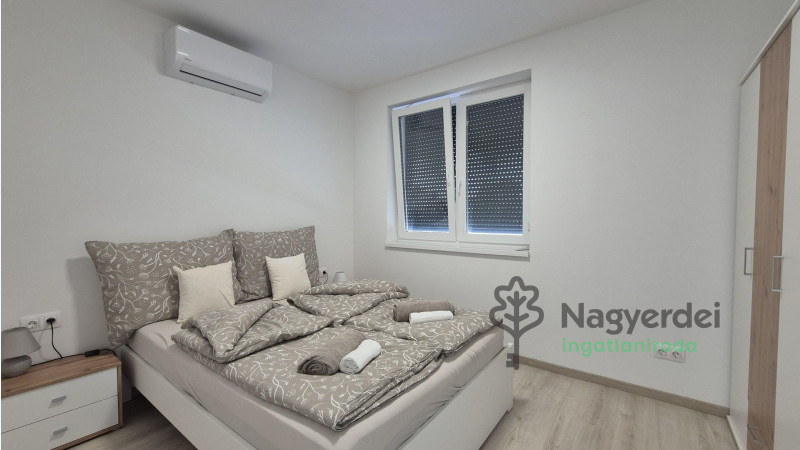 Debrecen, Hatvan utcai kert, Ház, ikerház  