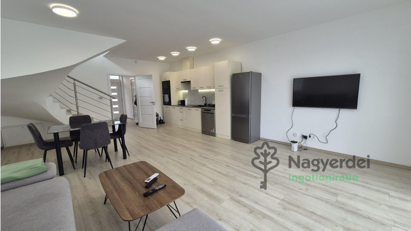 Debrecen, Hatvan utcai kert, Ház, ikerház  