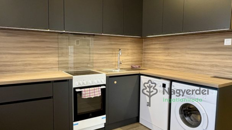 Debrecen, Újkert, Lakás, panel lakás  