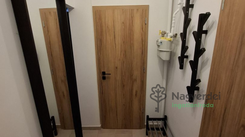 Debrecen, Libakert, Lakás, tégla lakás  