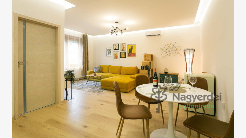 Debrecen, Belváros, Lakás, tégla lakás  