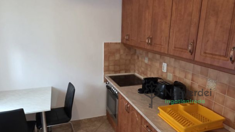 Debrecen, Egyetemváros, Lakás, tégla lakás  