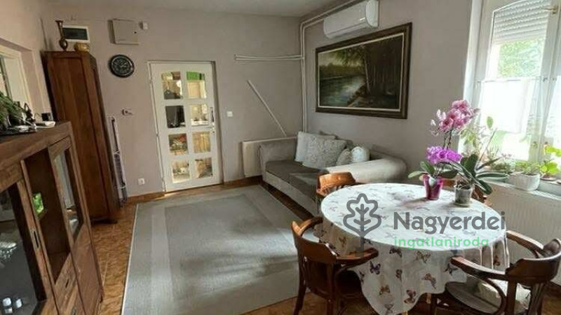 Debrecen, Tégláskert, Ház, családi ház  