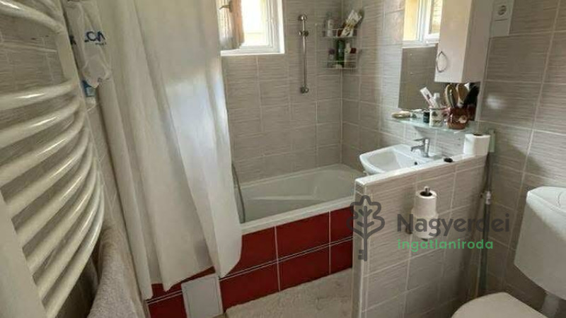 Debrecen, Tégláskert, Ház, családi ház  