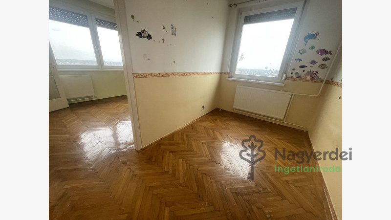 Debrecen, Tócóskert, Lakás, panel lakás  