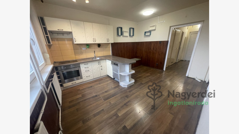 Debrecen, Tócóskert, Lakás, panel lakás  