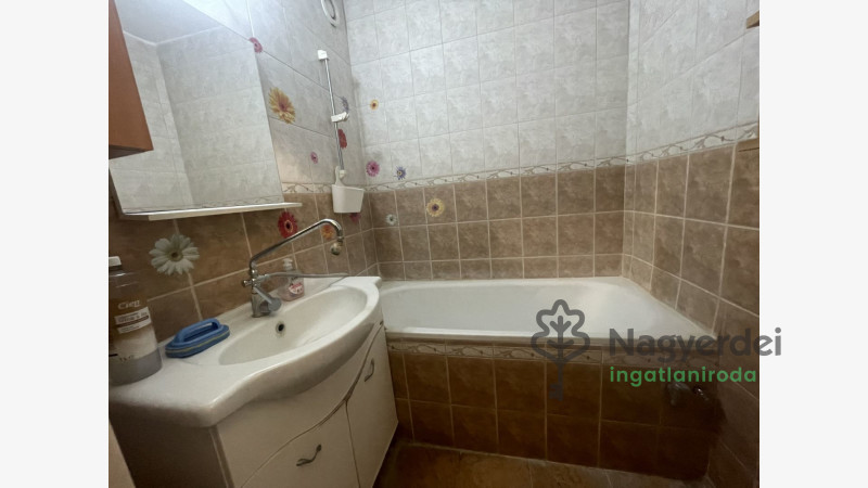 Debrecen, Tócóskert, Lakás, panel lakás  