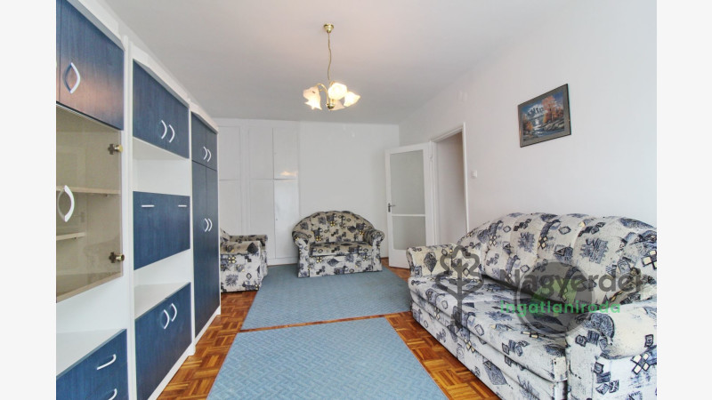 Debrecen, Belváros, Lakás, csúsztatott zsalus  