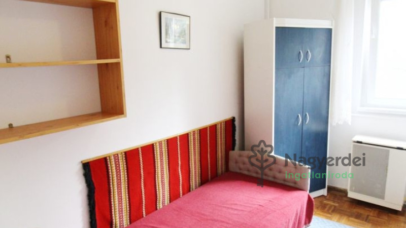 Debrecen, Belváros, Lakás, csúsztatott zsalus  