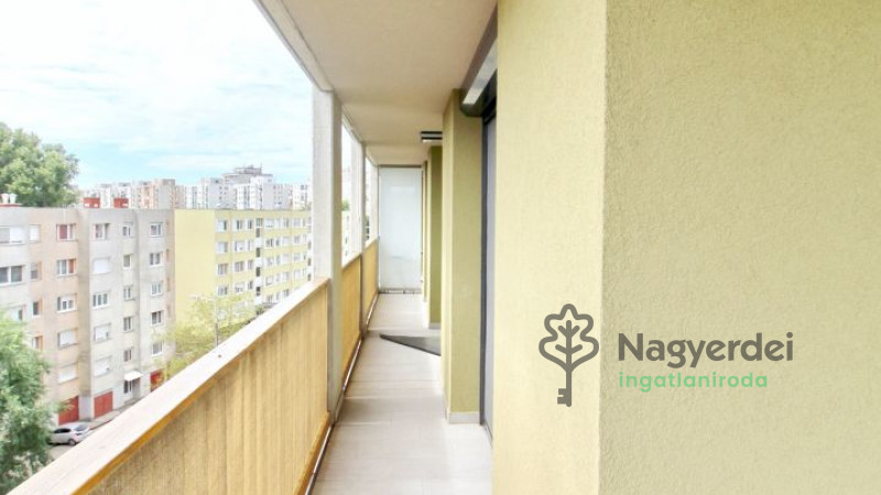 Debrecen, Sestakert, Lakás, tégla lakás  
