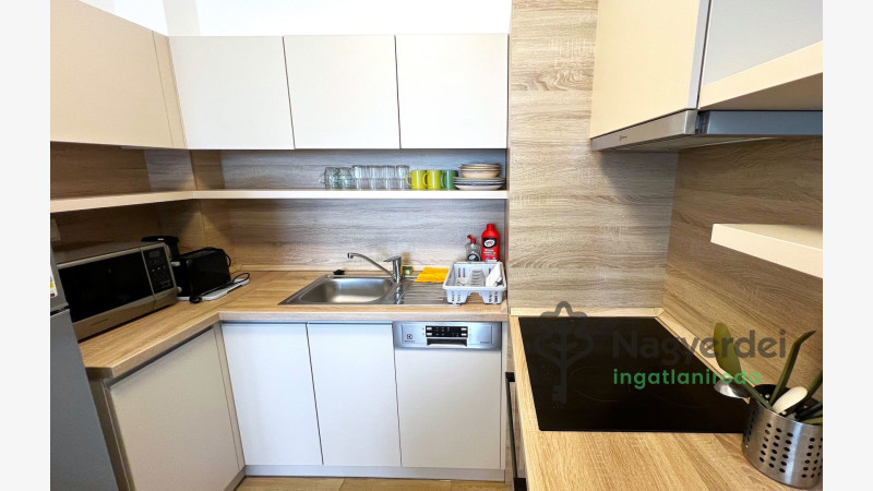 Debrecen, Sestakert, Lakás, tégla lakás  