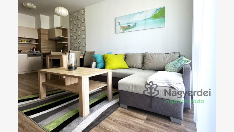 Debrecen, Sestakert, Lakás, tégla lakás  