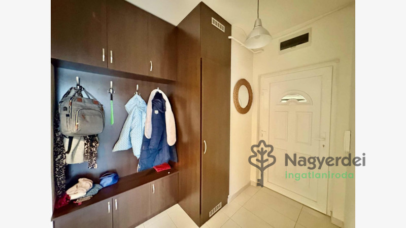 Debrecen, Belváros, Lakás, tégla lakás  