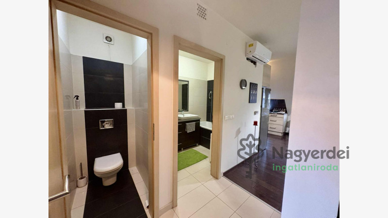 Debrecen, Belváros, Lakás, tégla lakás  