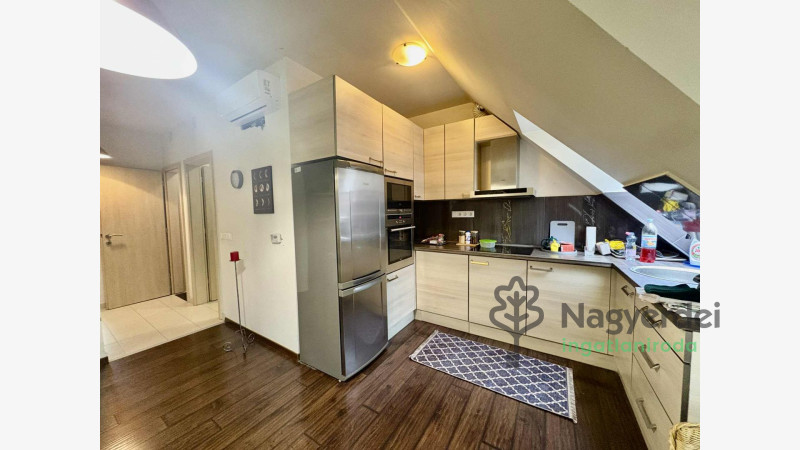 Debrecen, Belváros, Lakás, tégla lakás  