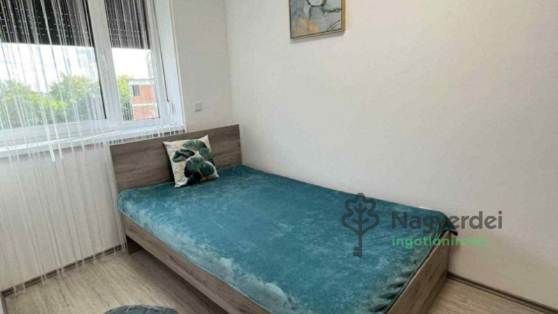 Debrecen, Homokkert, Lakás, tégla lakás  