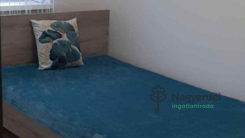 Debrecen, Homokkert, Lakás, tégla lakás  