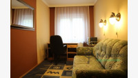 Debrecen, Nagyerdő, Lakás, tégla lakás  